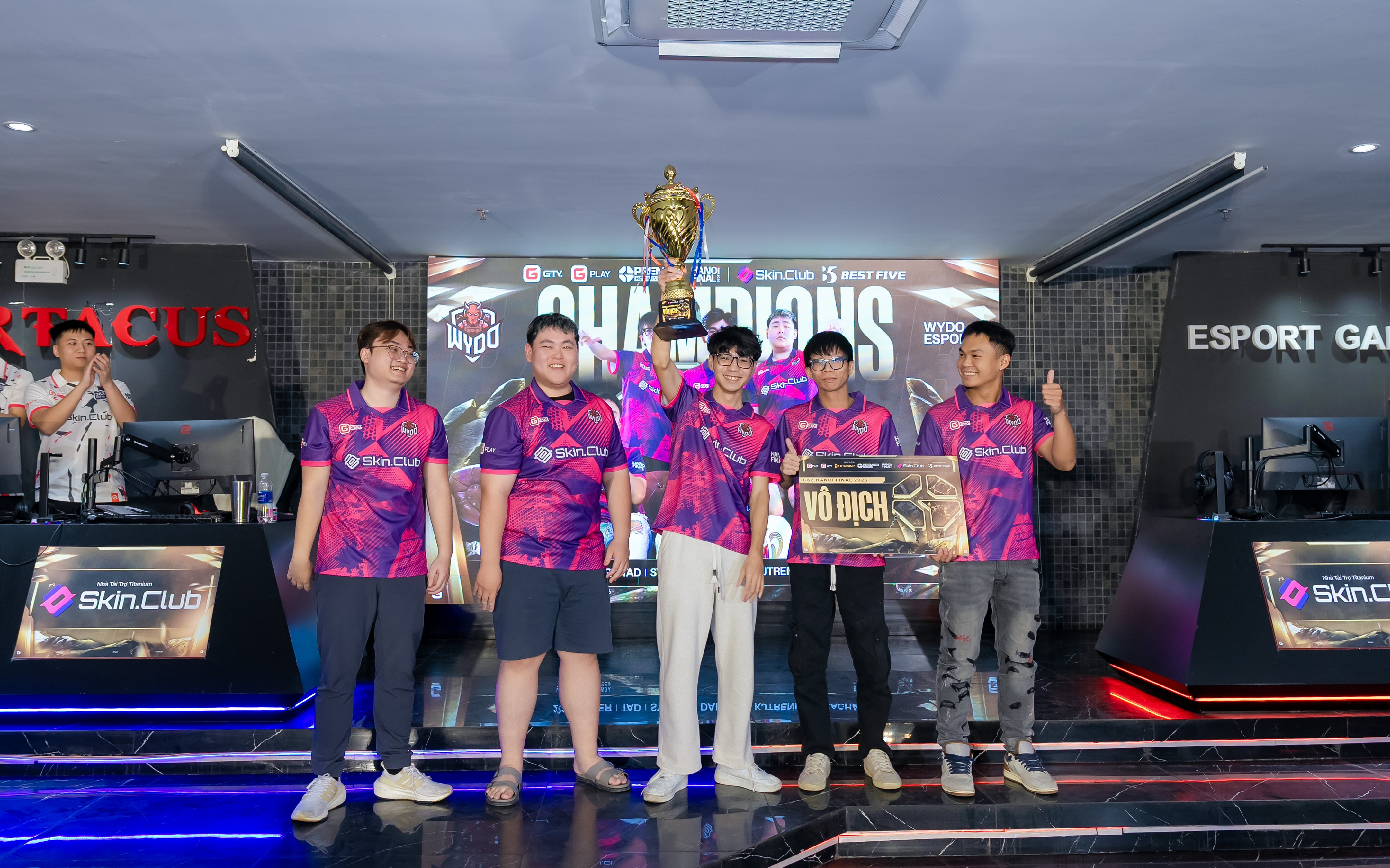 Chung kết Offline Hanoi Final 2026 bùng nổ cùng chức vô địch của WYDO Esports